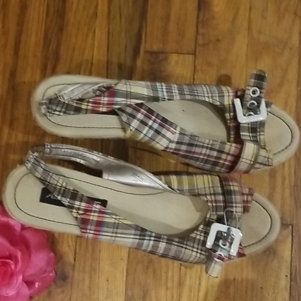 Chic plaid open toe wedge sandal